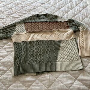 Zara Basic Knit Crewneck Sweater - Size M - Sage Green (Great Condition!)